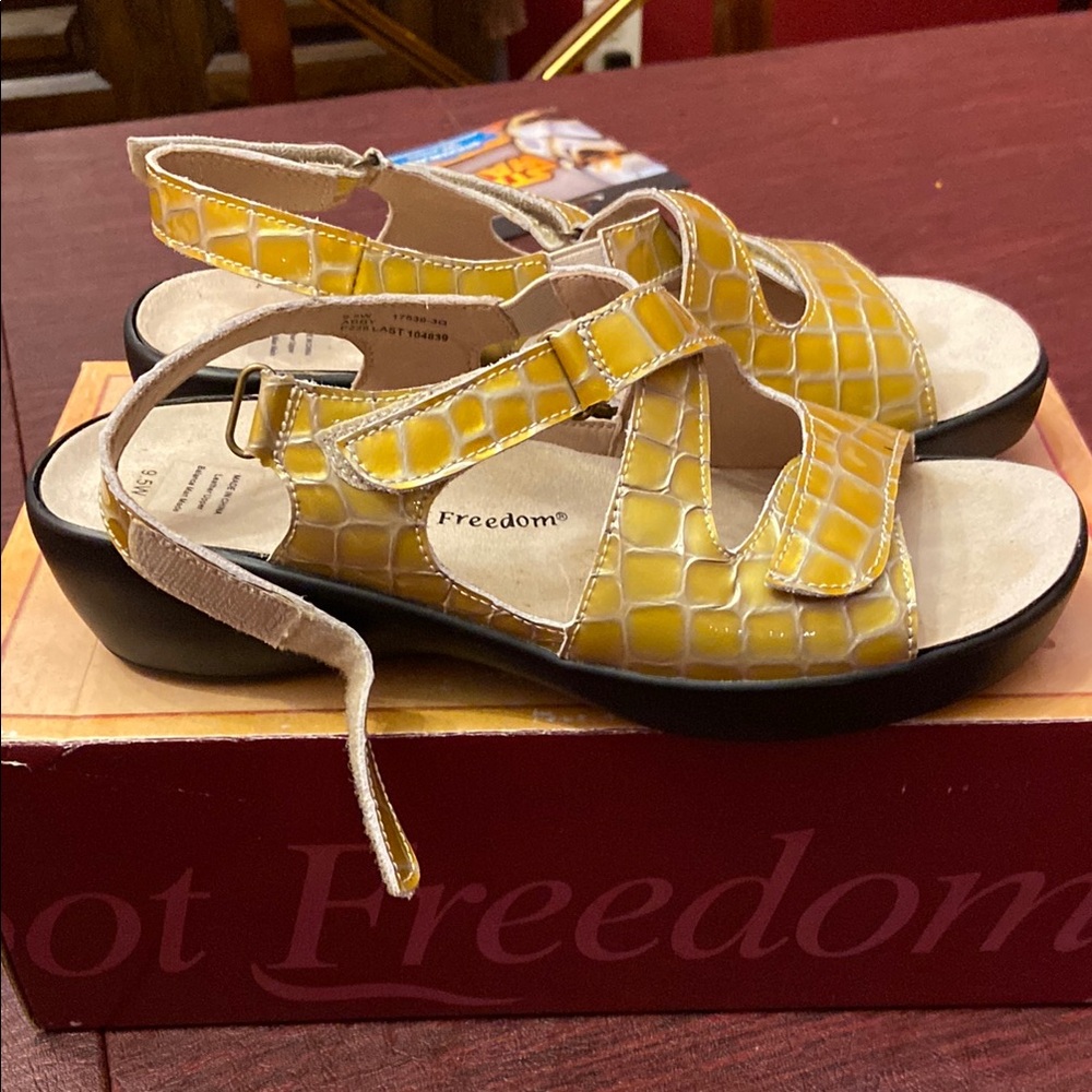 Barefoot Freedom Yellow Sandals with Ruffled Straps - Picture 5 of 6
